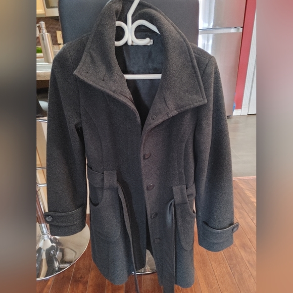 Grey winter coat - Picture 3 of 4